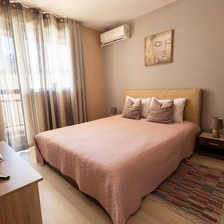 Central Point Apartments Ruse Zewnętrze zdjęcie