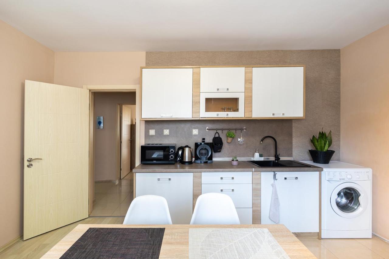 Central Point Apartments Ruse Zewnętrze zdjęcie