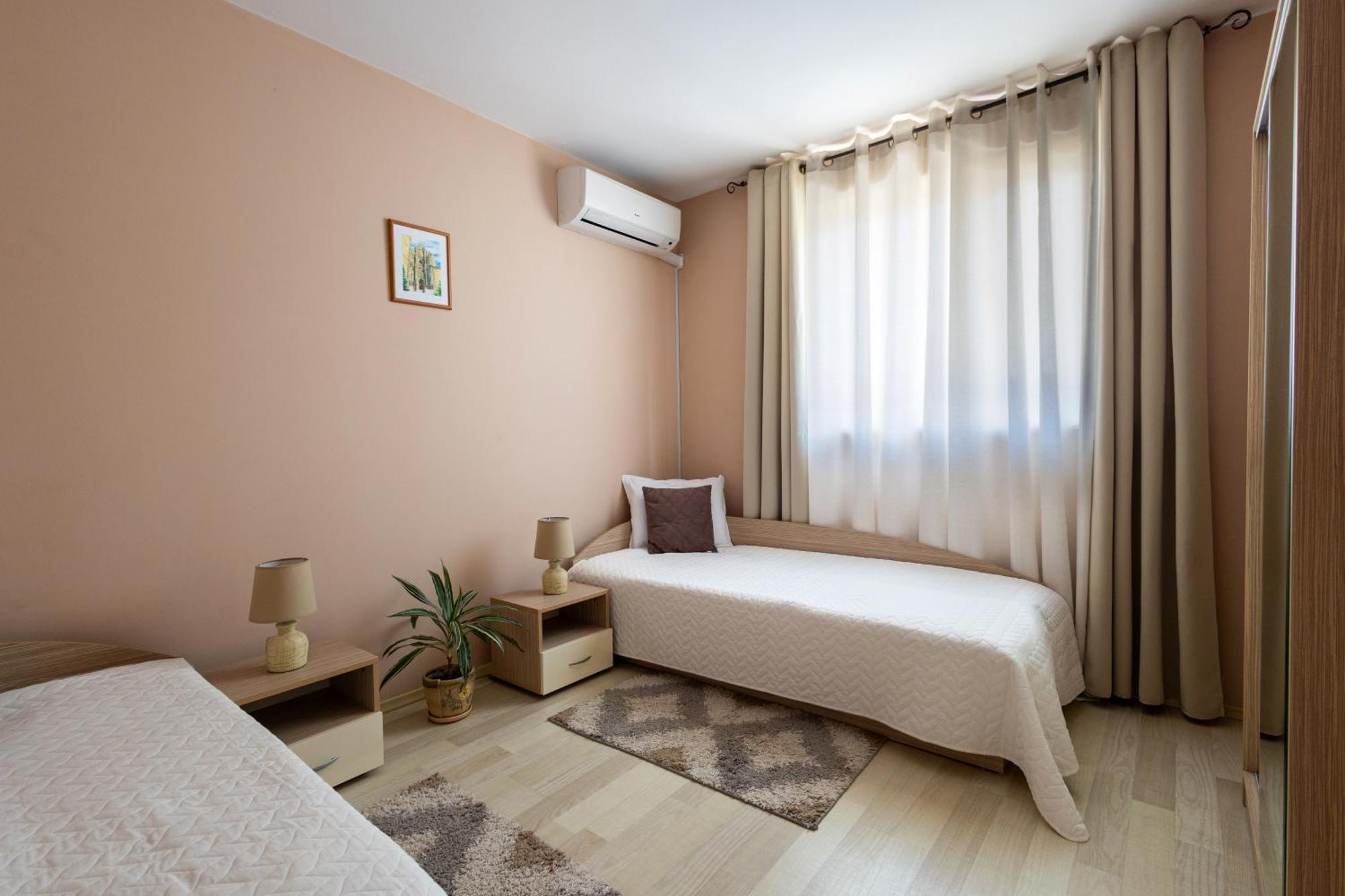 Central Point Apartments Ruse Zewnętrze zdjęcie